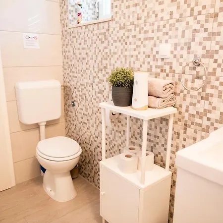 Kadija Castle Appartement Turanj