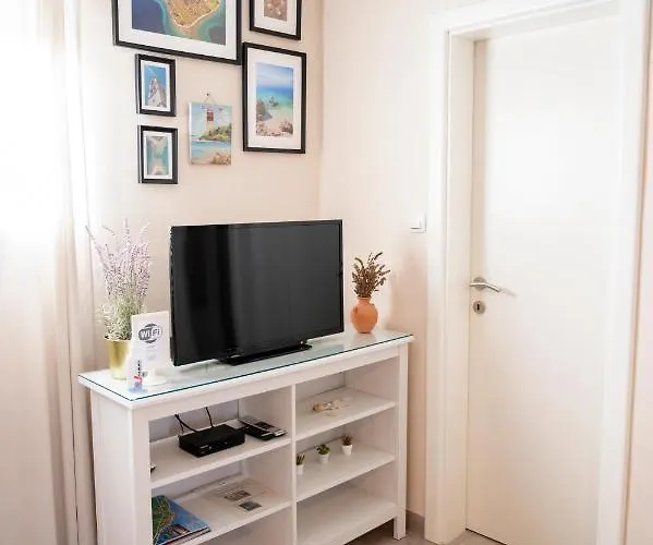 Kadija Castle アパート