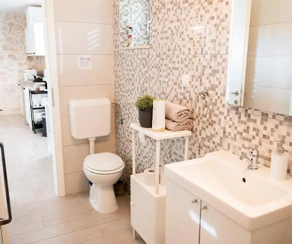 アパート Kadija Castle *